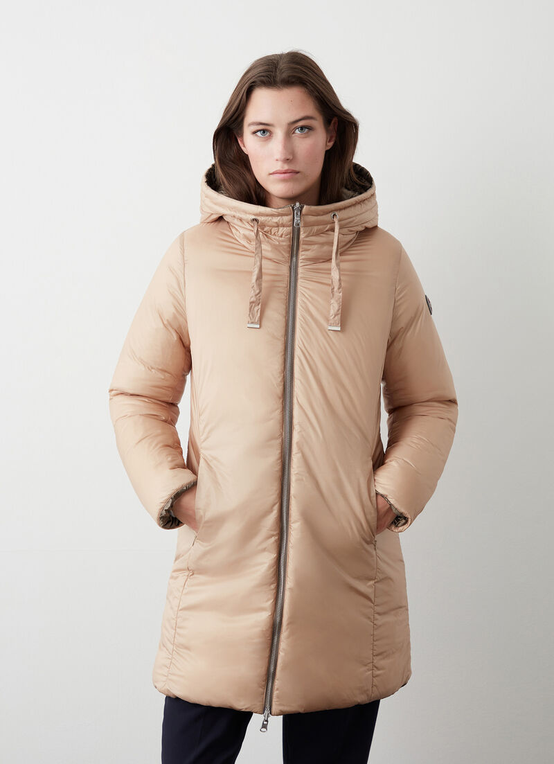 Reversible hooded quilted jacket