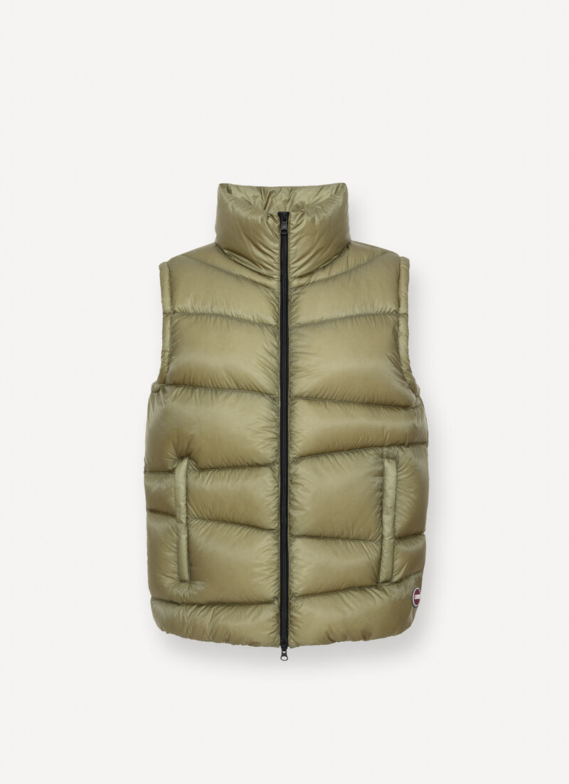 Ripstop nylon down vest with wavy quilting