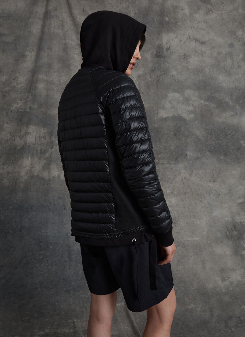 Plain-coloured quilted jacket