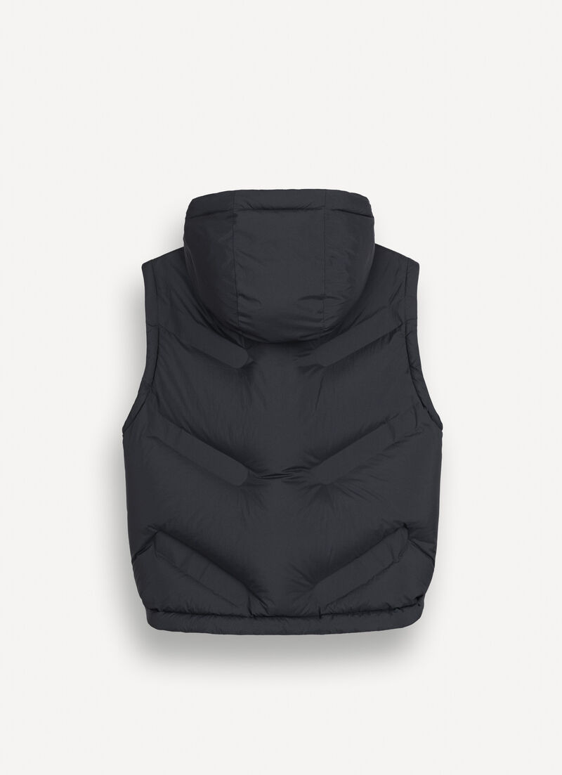 Matte gilet with diagonal design