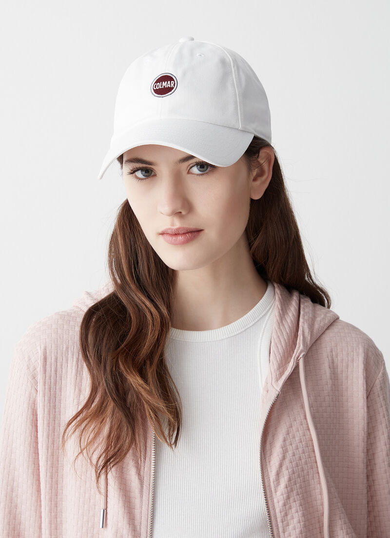 Unisex cap with embroidered logo