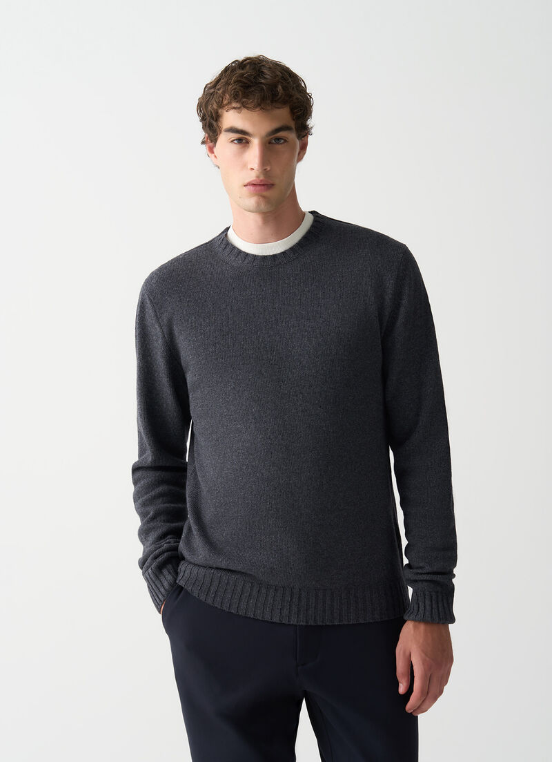 Branded wool pullover