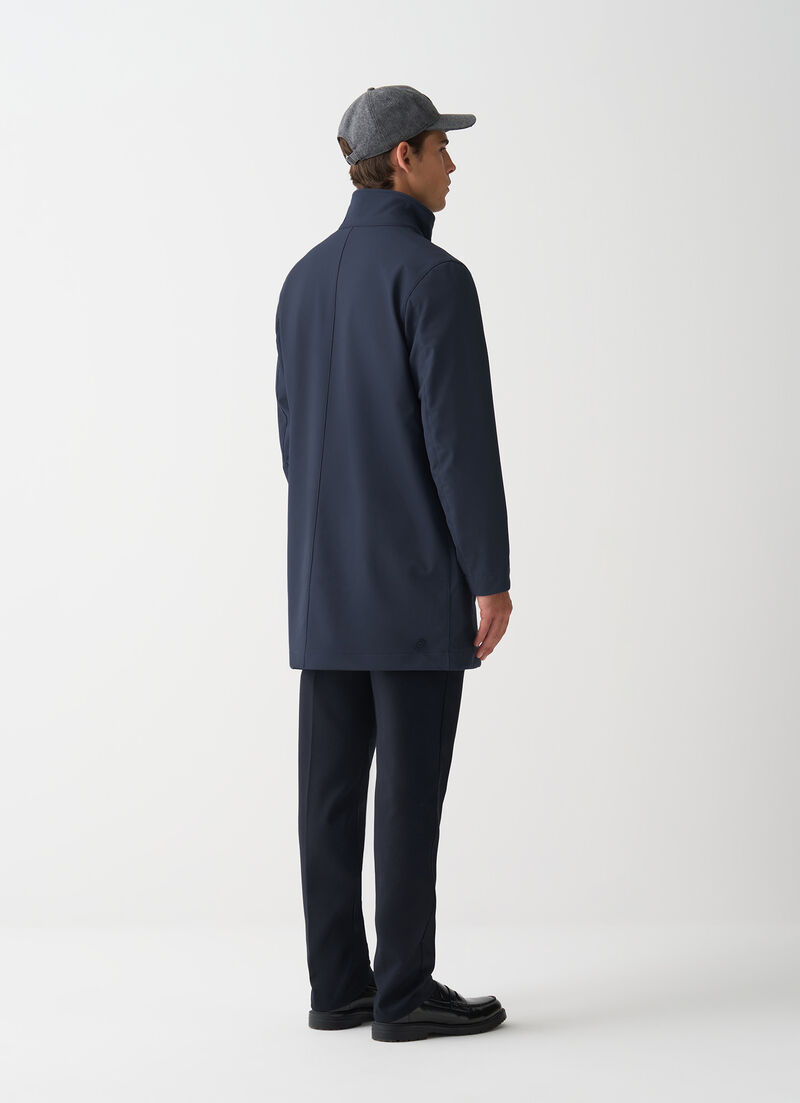 Autumn-weight softshell coat