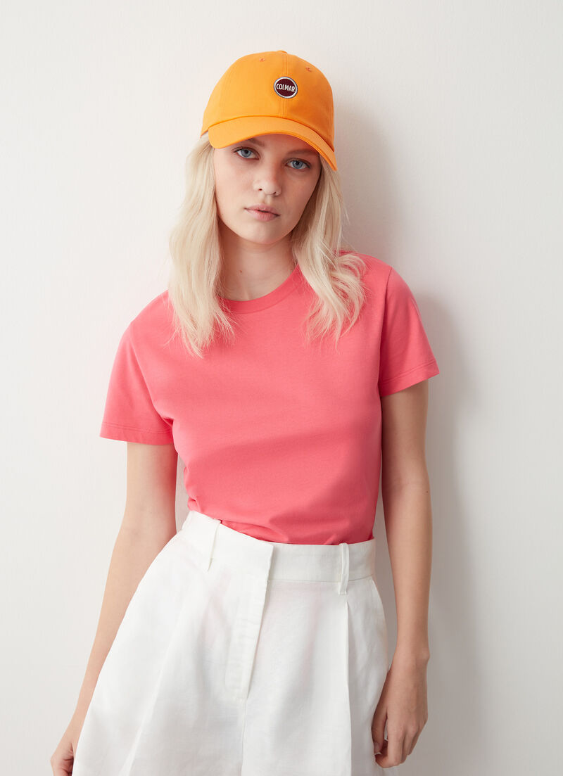 Unisex cap with embroidered logo