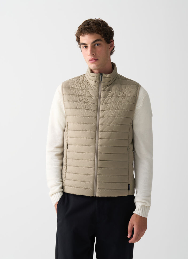 Ultra-lightweight vest