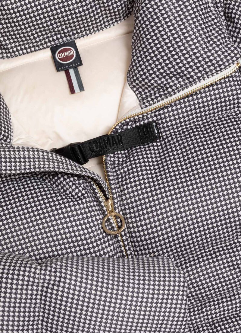 Houndstooth-print down jacket with high collar
