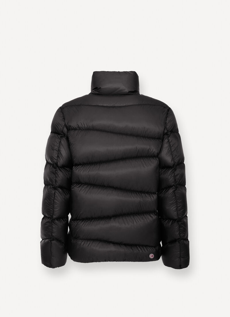 Ripstop nylon down jacket with wavy quilting