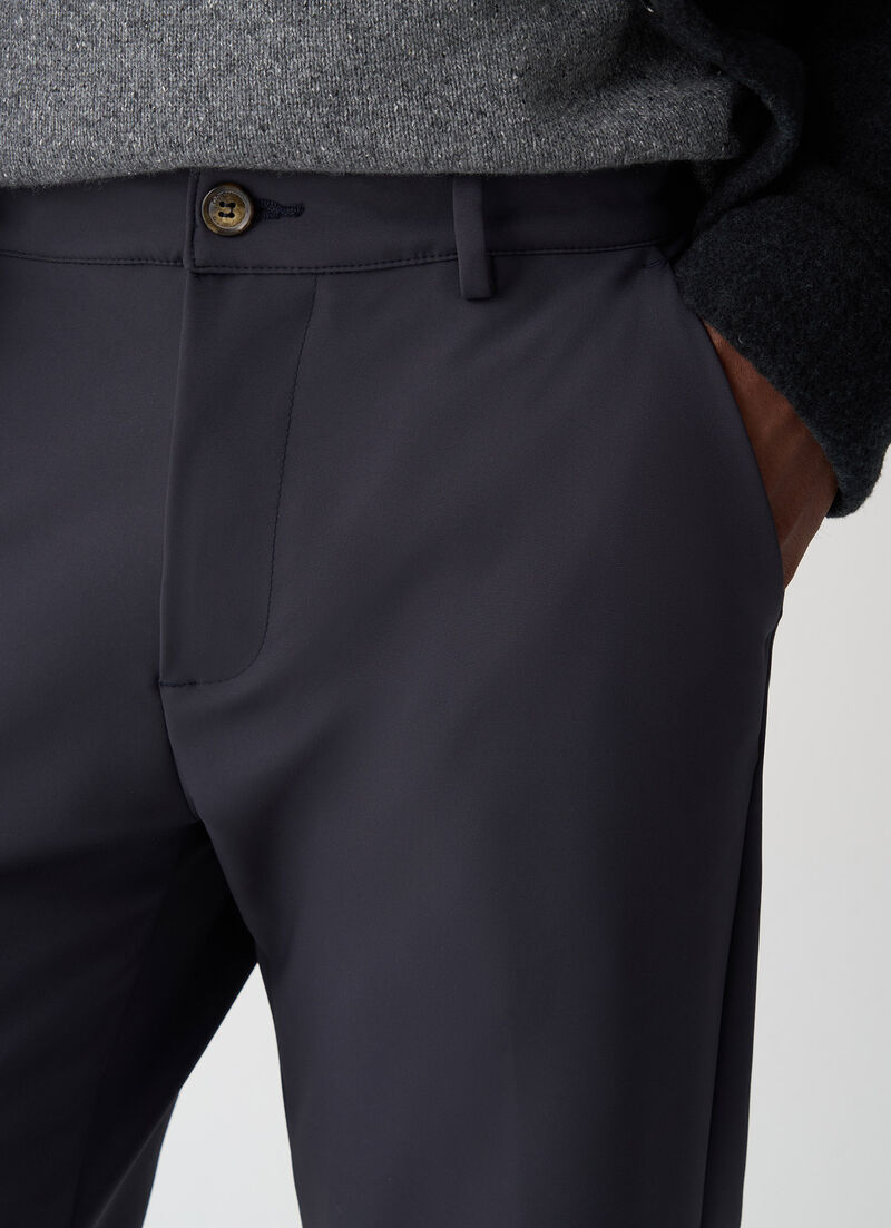 Easy-care trousers with turn-ups