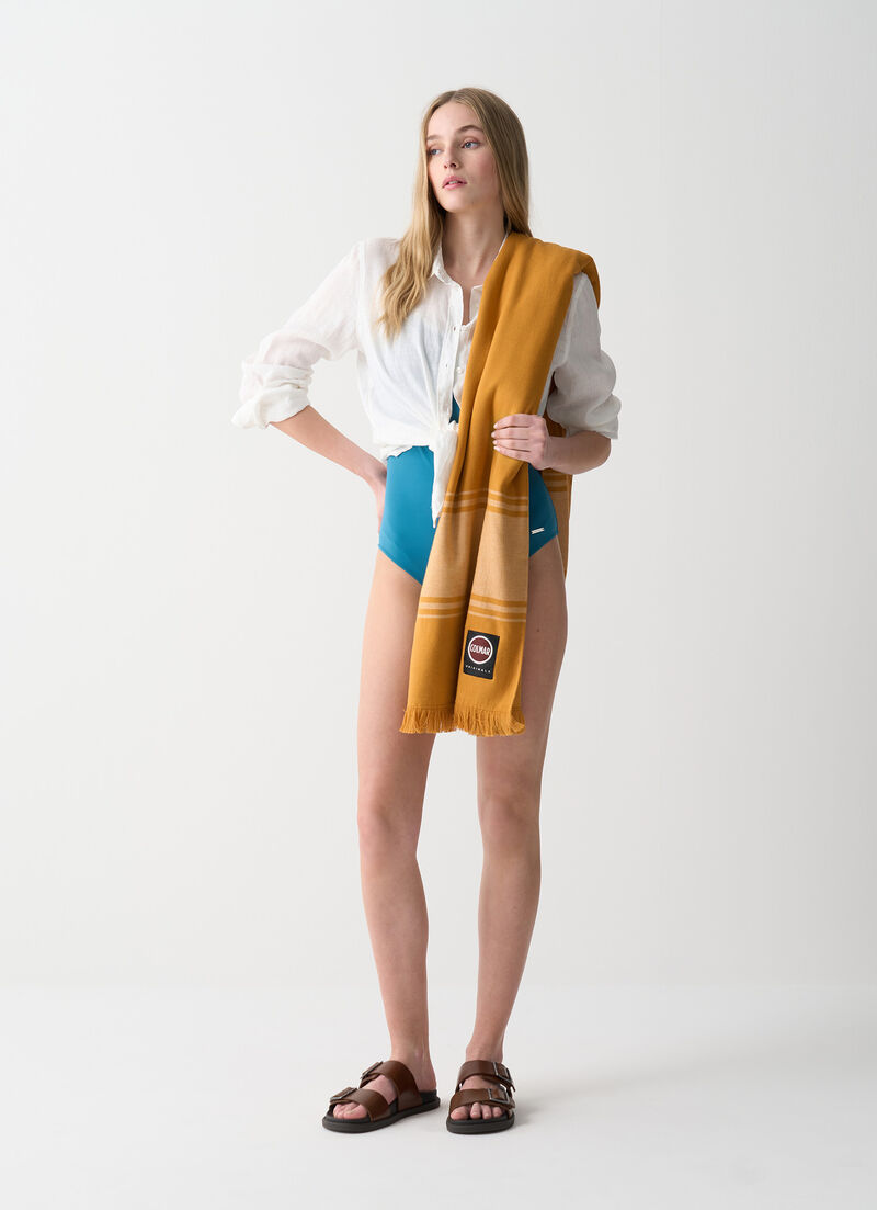 Lightweight beach towel