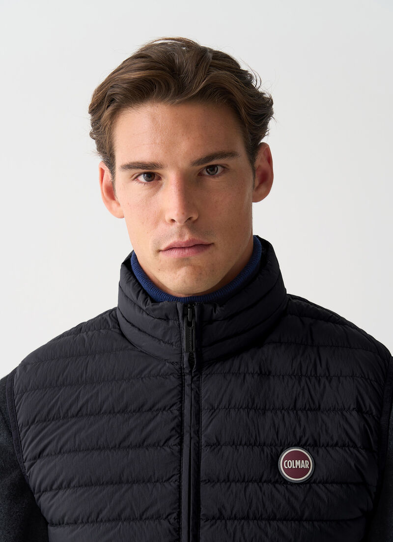 Light down vest with drawstring