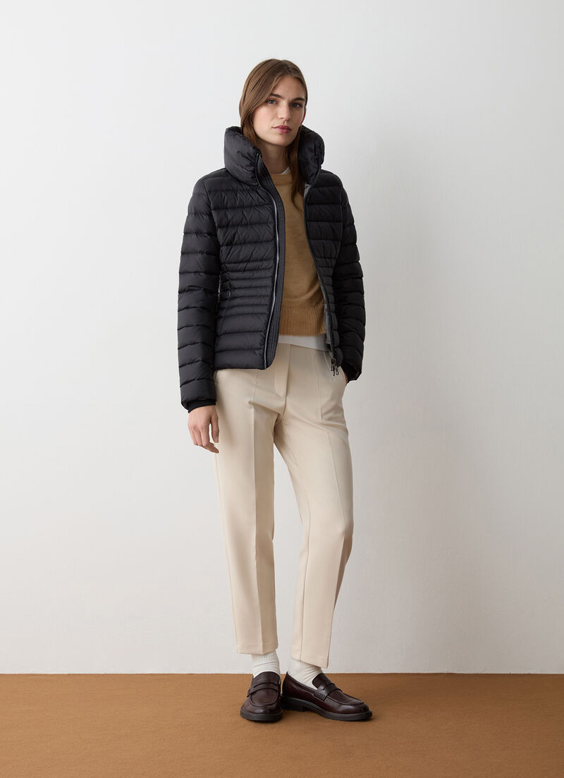 Fitted down jacket with knit cuffs
