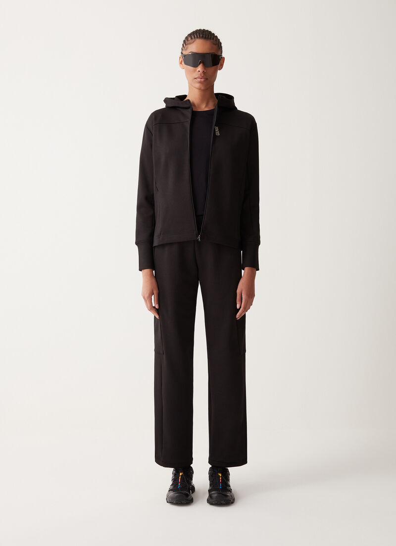 Stretch trousers with side pockets