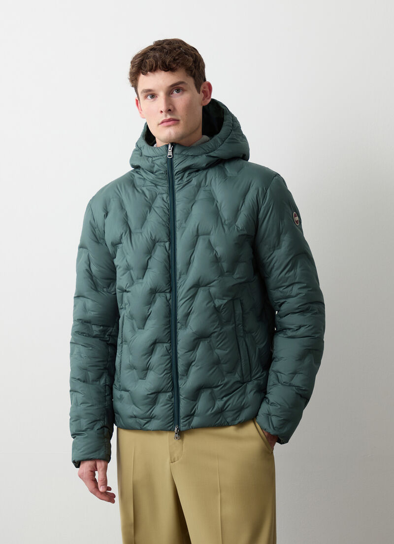 Reversible down jacket with seamless interior