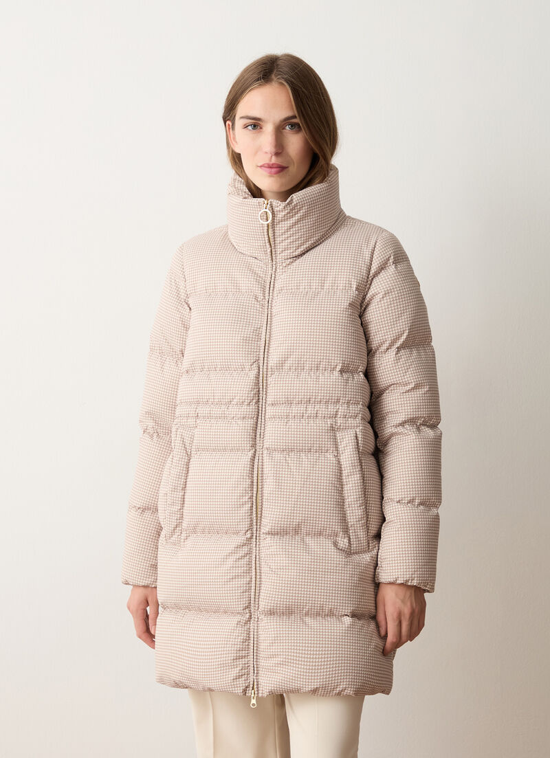 Houndstooth-print down jacket with high collar