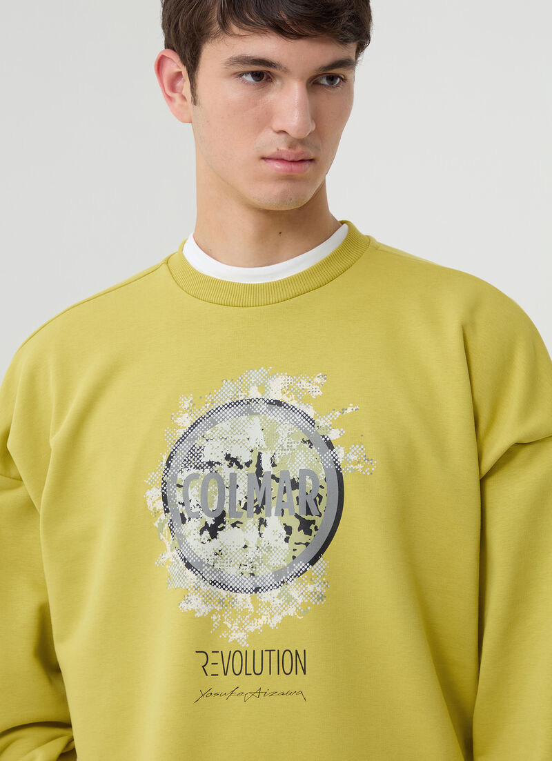 Sweatshirt with camouflage logo