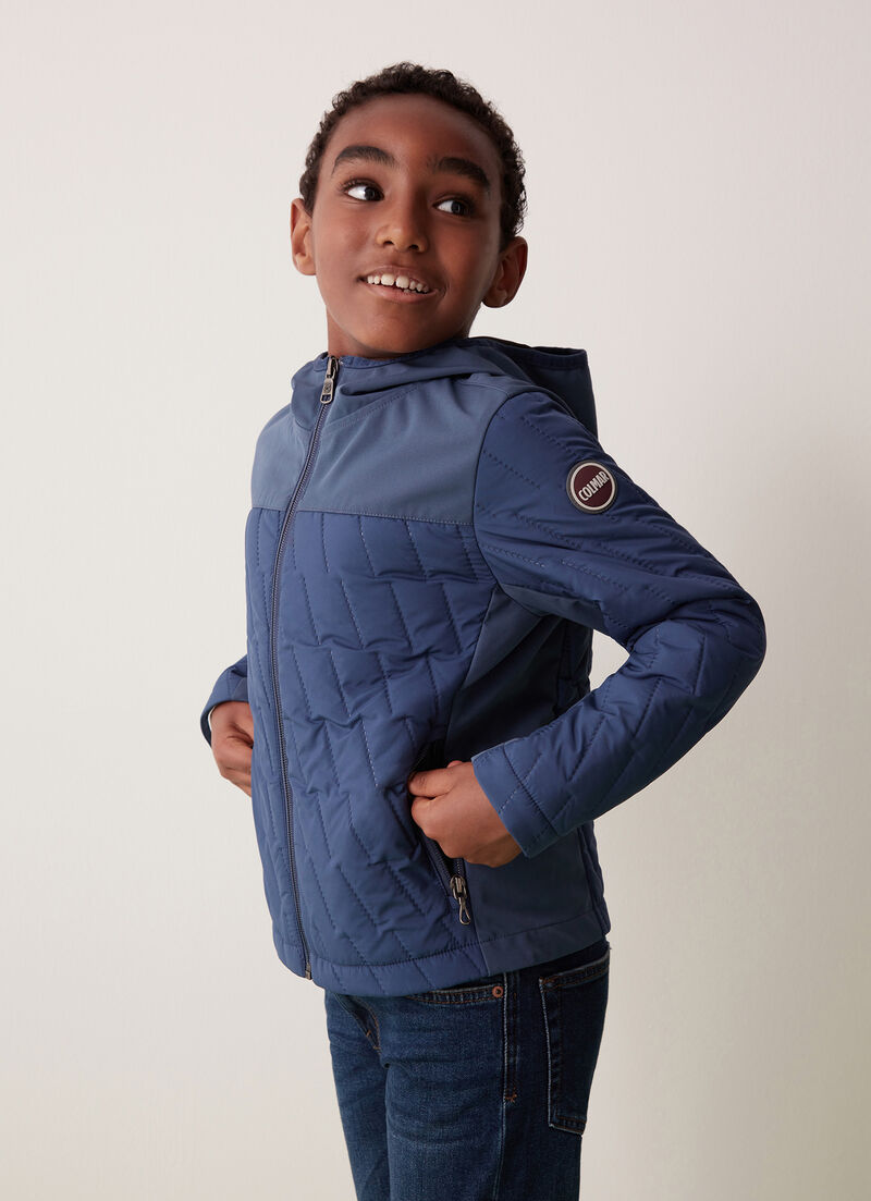 Hooded jacket with ultrasonic seams