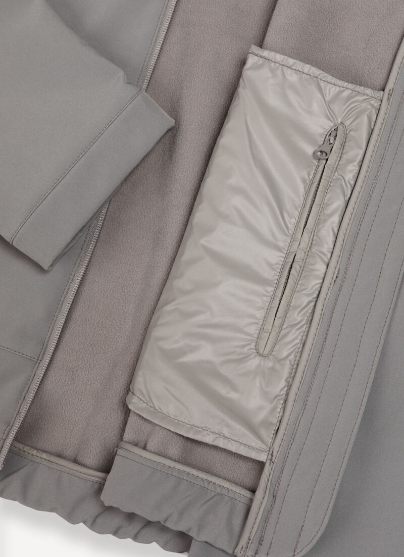 Waterproof autumn-weight softshell jacket