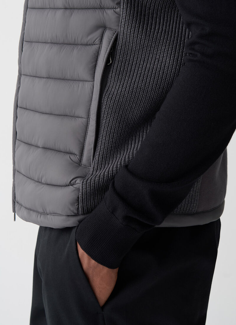 Vest with rib-knit inserts