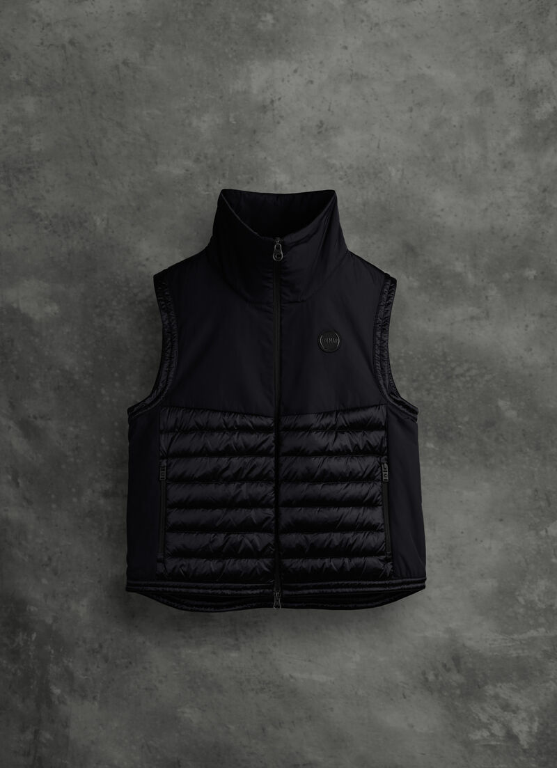 Solid-colour recycled fabric gilet