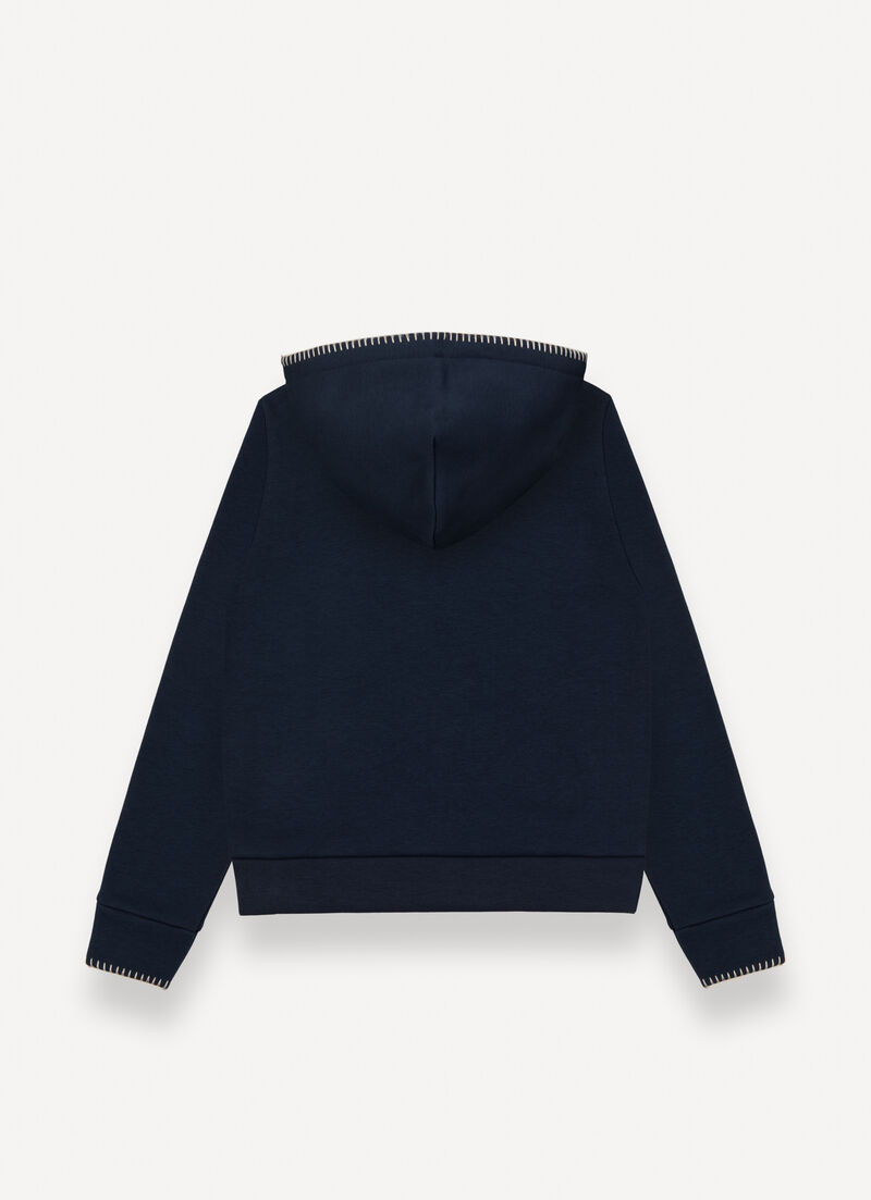 Hooded sweatshirt with embroidery