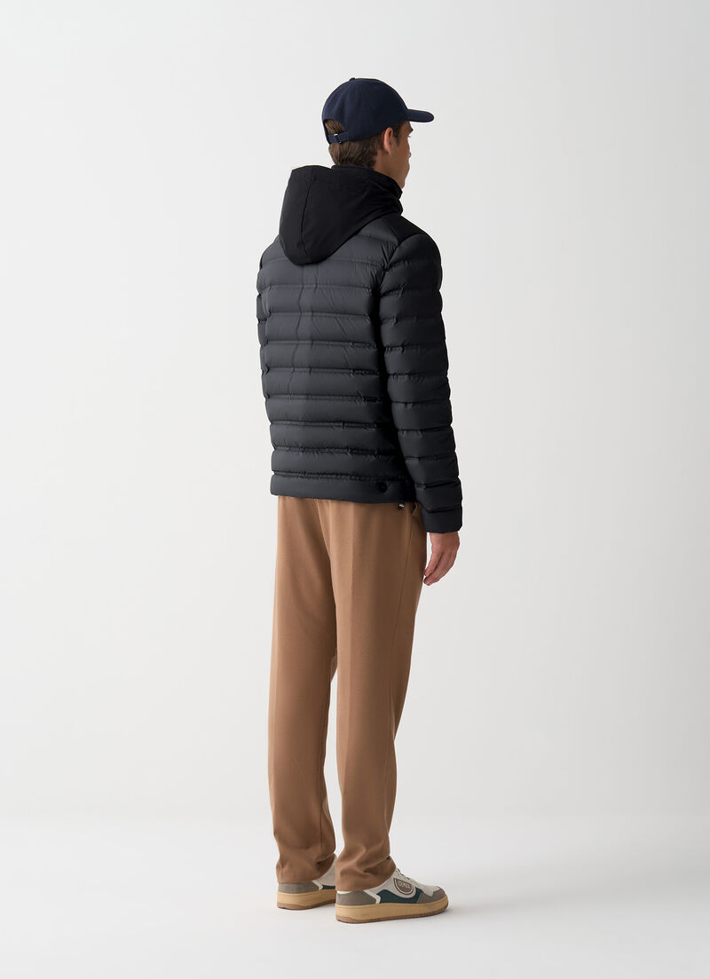 Seamless down jacket with removable hood