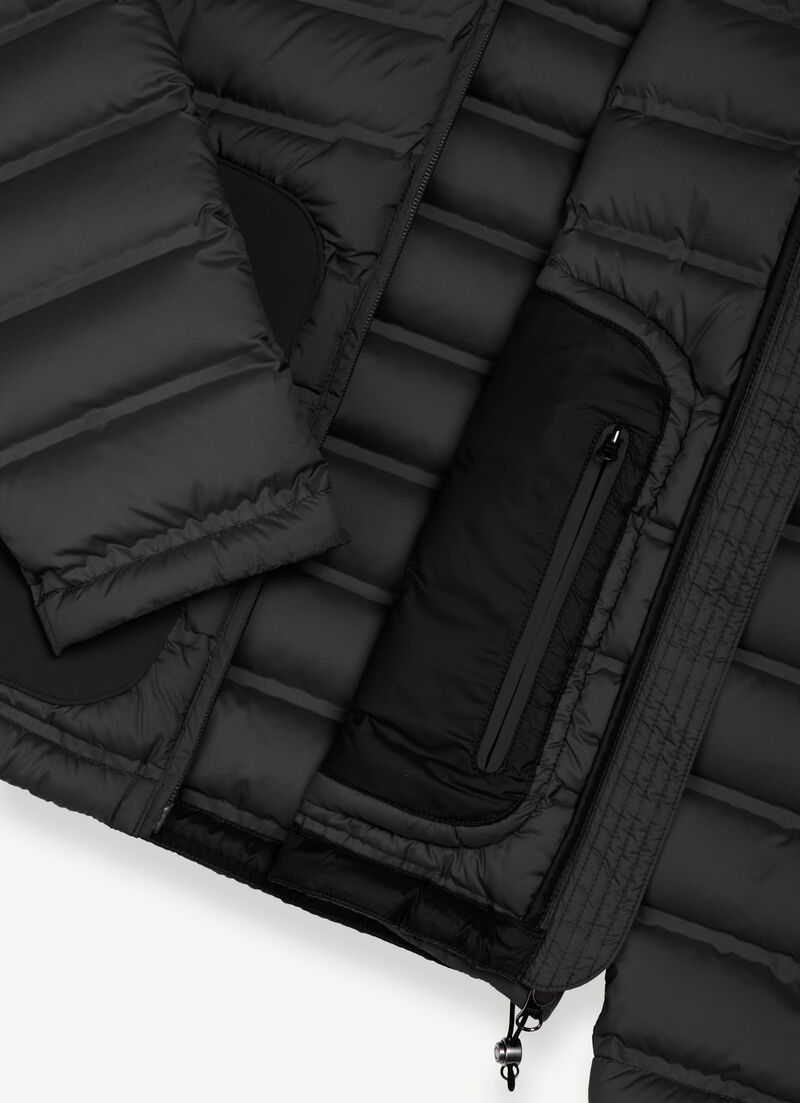 Seamless quilted down jacket with smooth inserts
