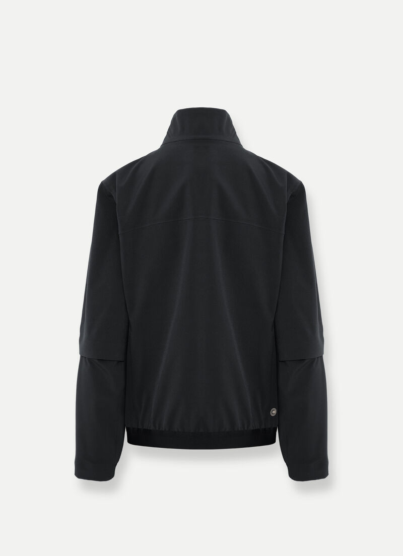 Partially heat-sealed softshell jacket