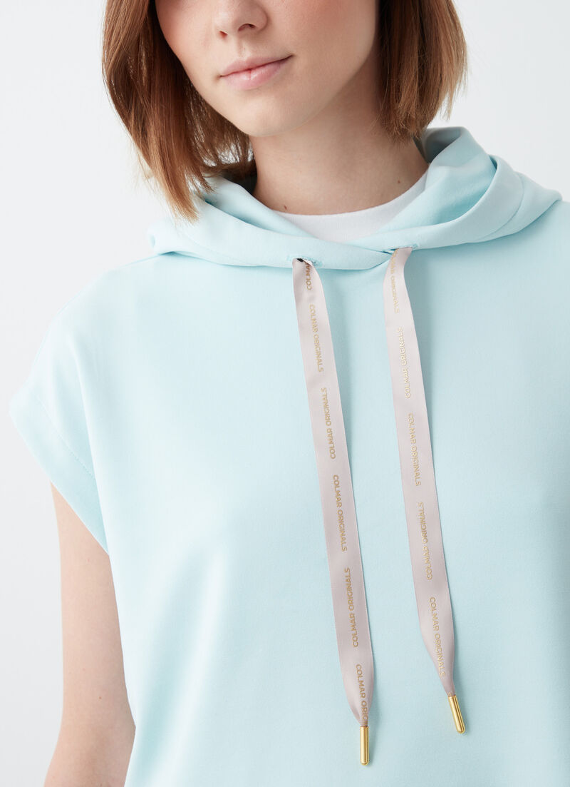 Sleeveless sweatshirt