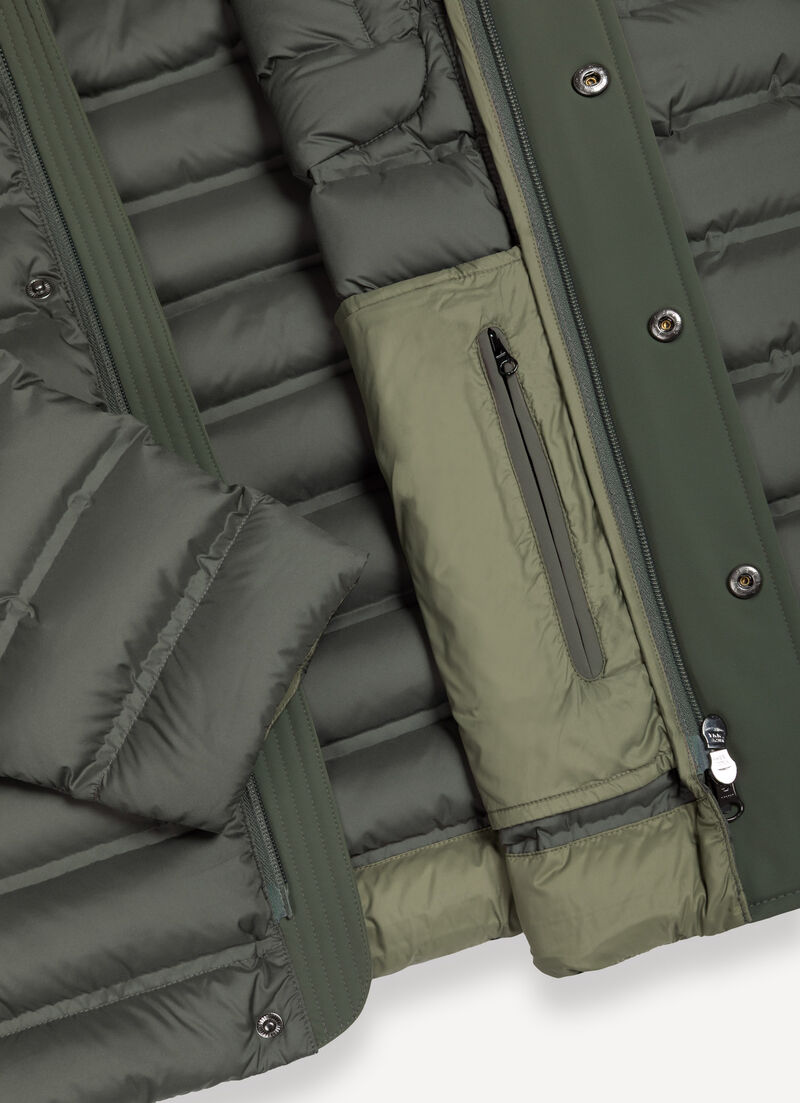 Seamless down jacket with removable hood