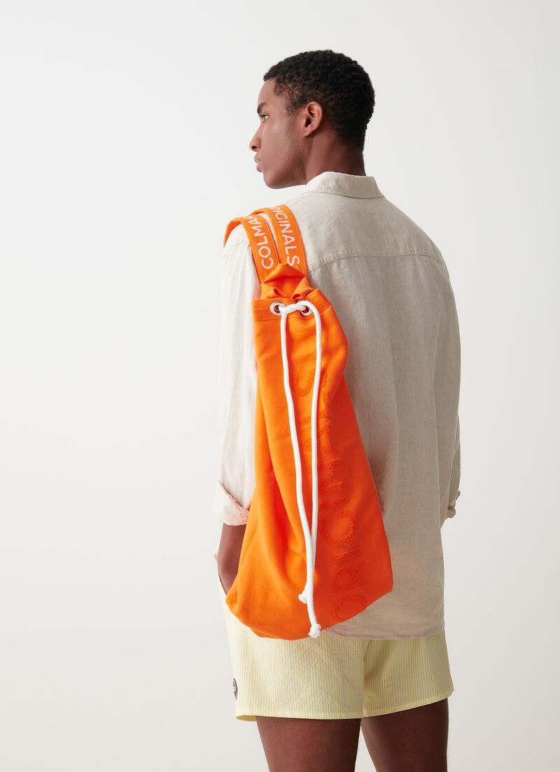 Beach towel backpack
