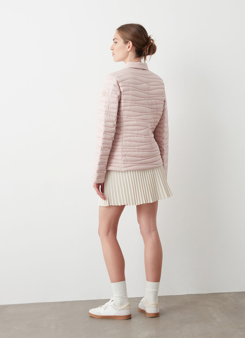 Down-padded blazer with wavy quilting