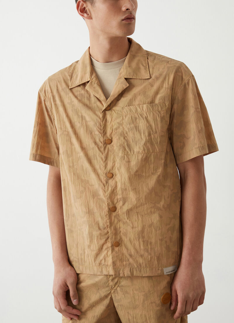 Shirt in water-repellent nylon