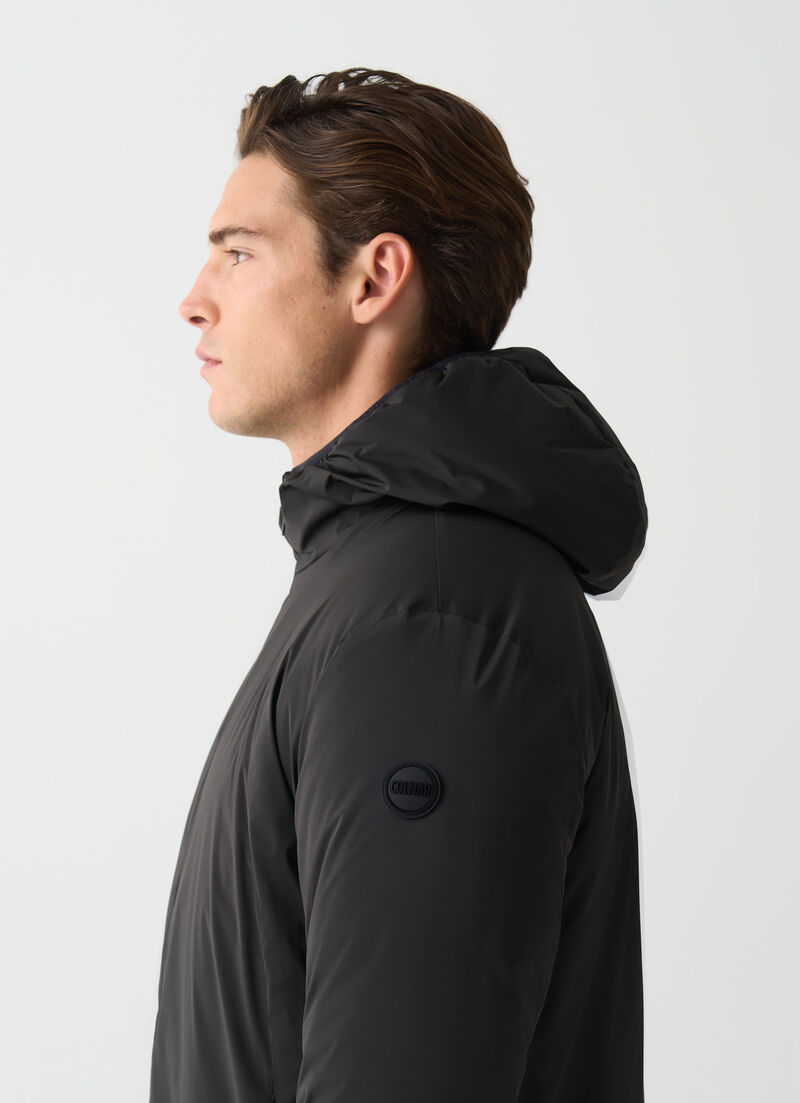 Long autumn-weight stretch jacket