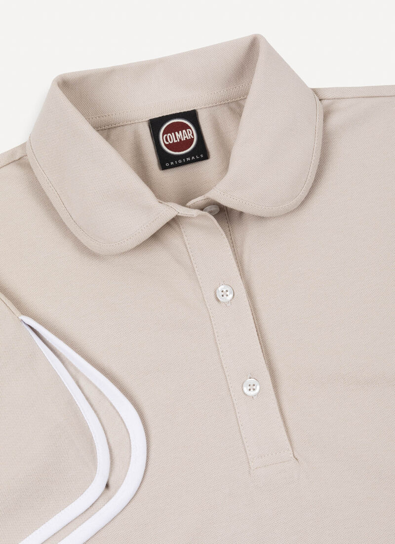 Polo-shirt with rounded sleeves
