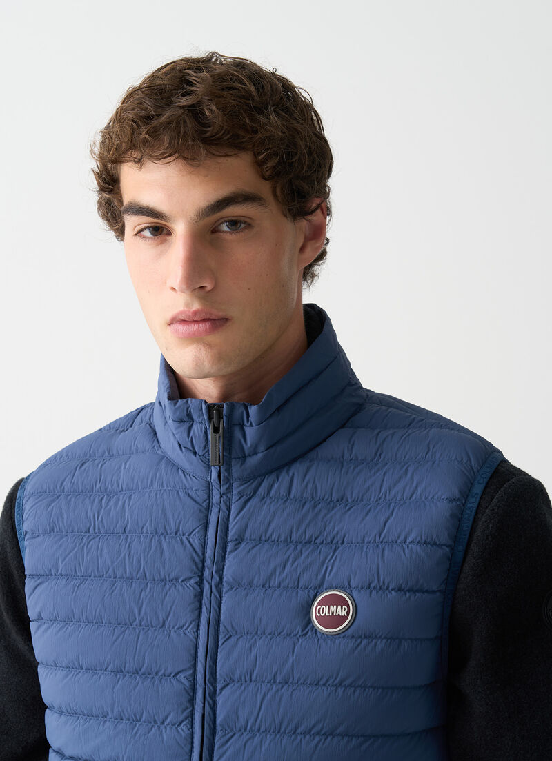 Light down vest with drawstring