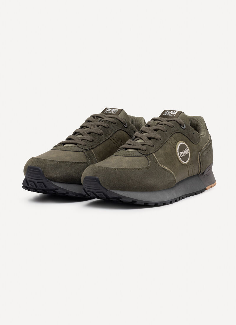 Travis Boost men’s sneakers