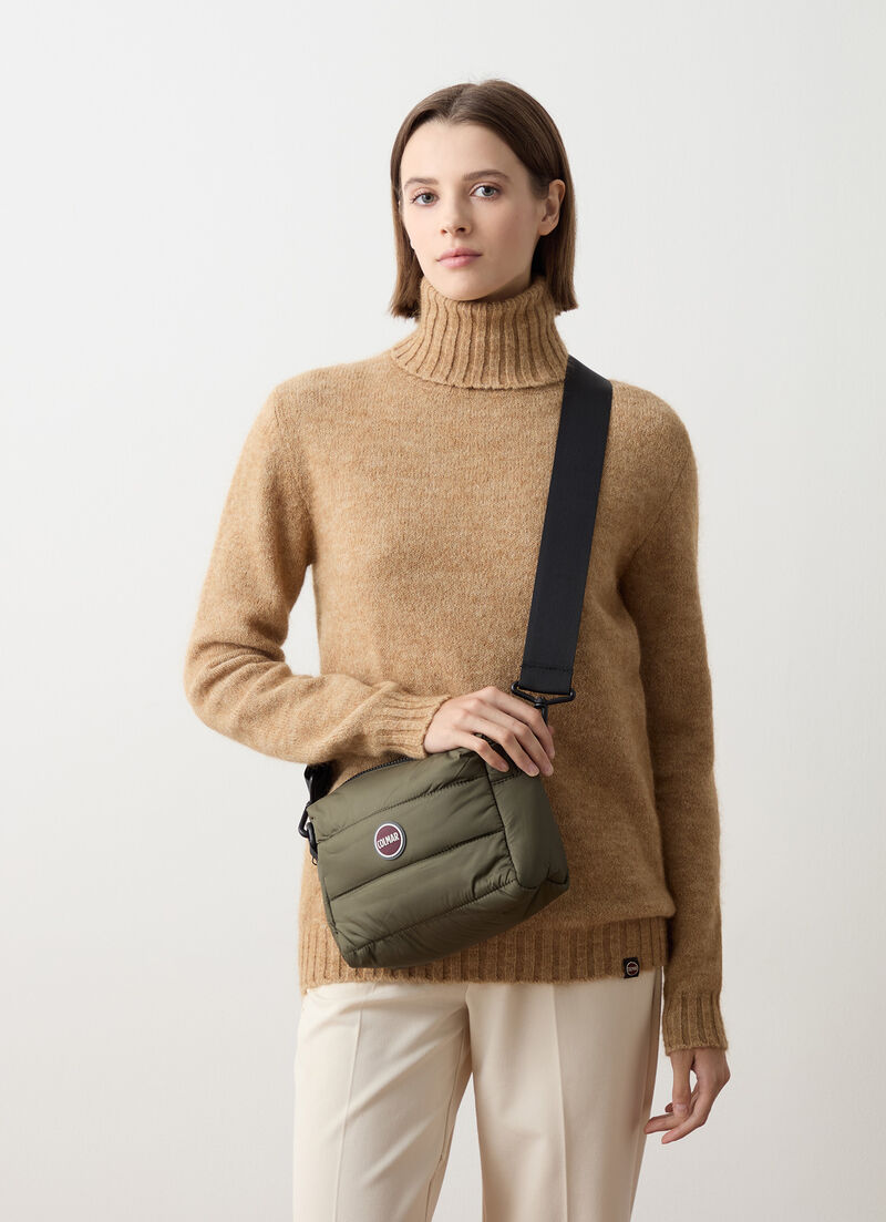 Quilted unisex crossbody bag