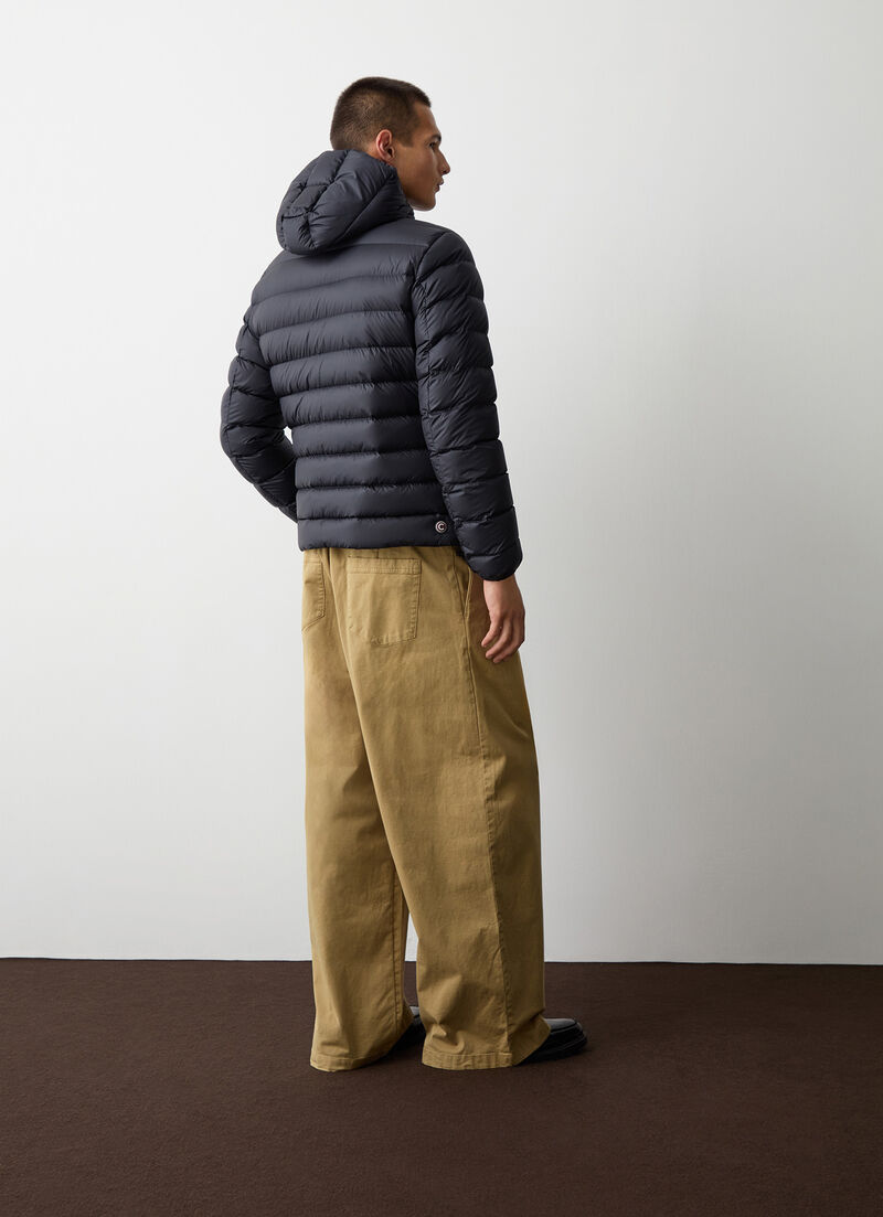 Sporty down jacket with detachable hood