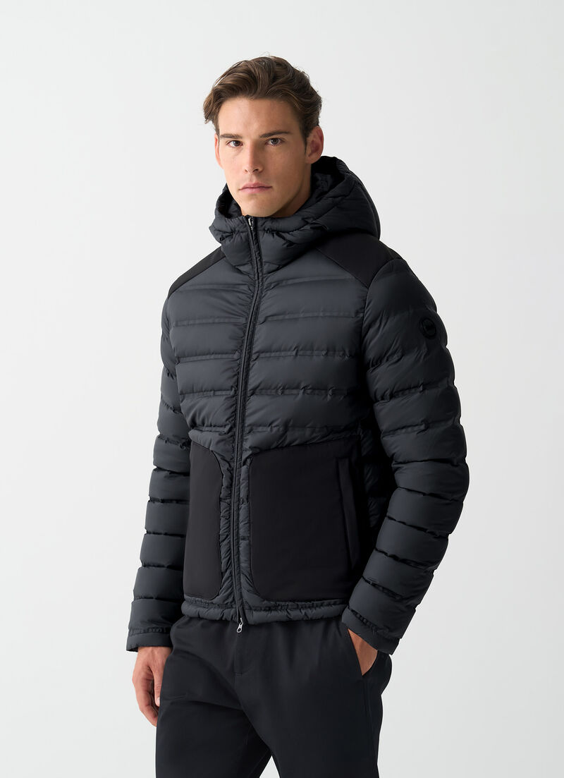 Seamless quilted down jacket with smooth inserts