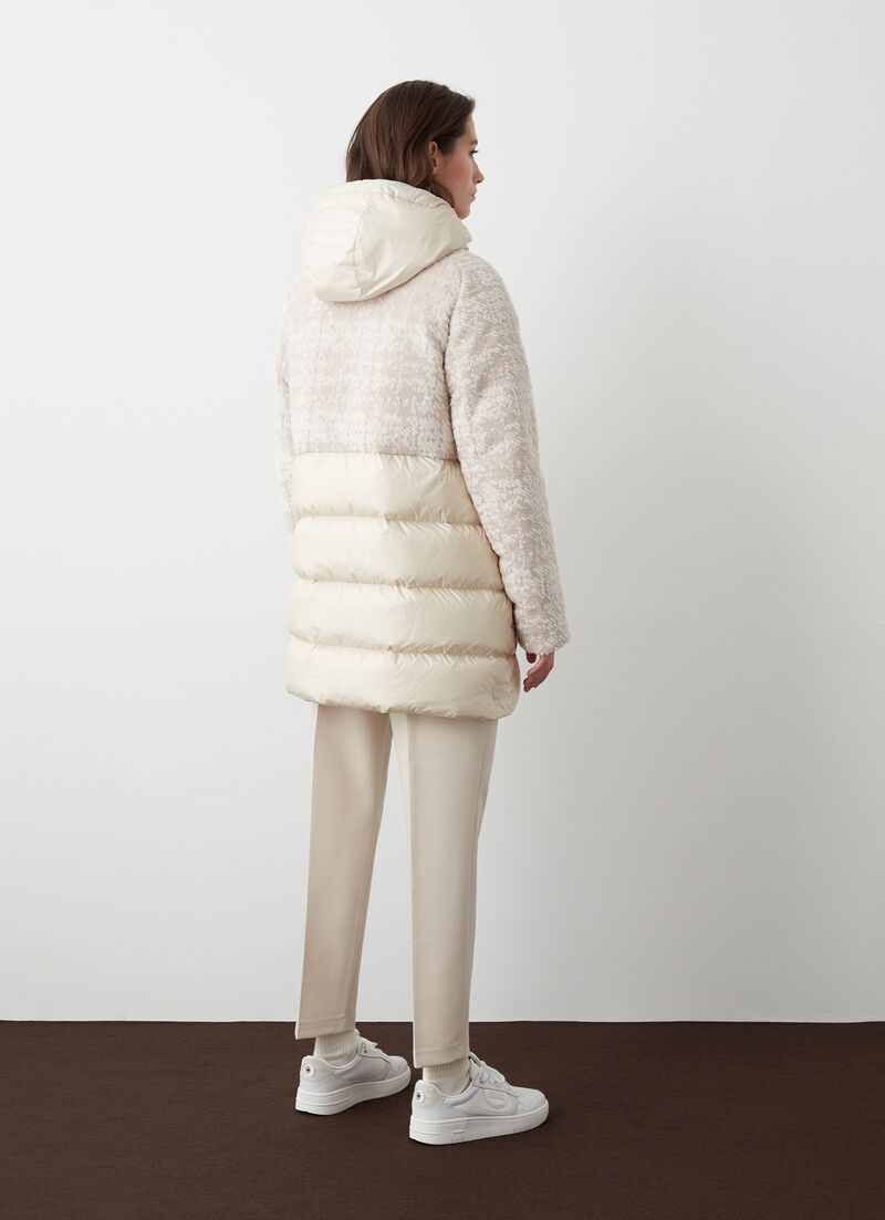 Hooded jacquard down jacket