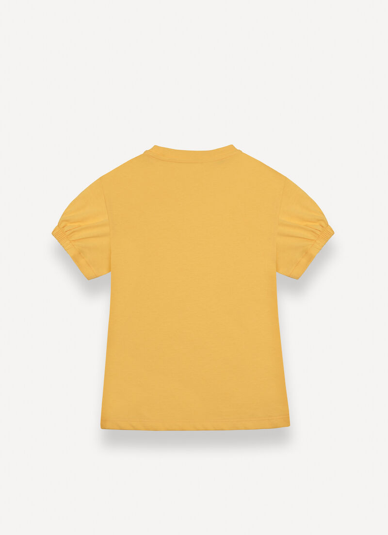 T-shirt with gathered sleeve