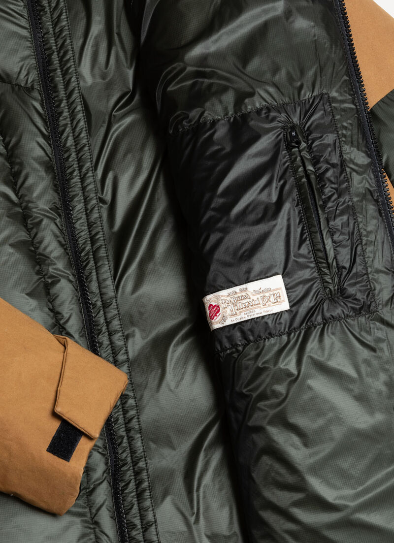 Colour-block down jacket with waxed sleeves