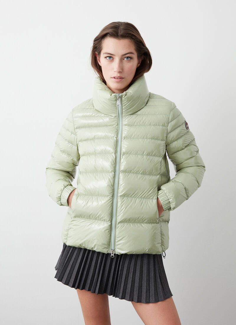 Super-glossy down jacket with drawstring