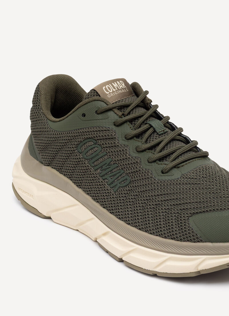 Urbantrail Plain men's sneakers
