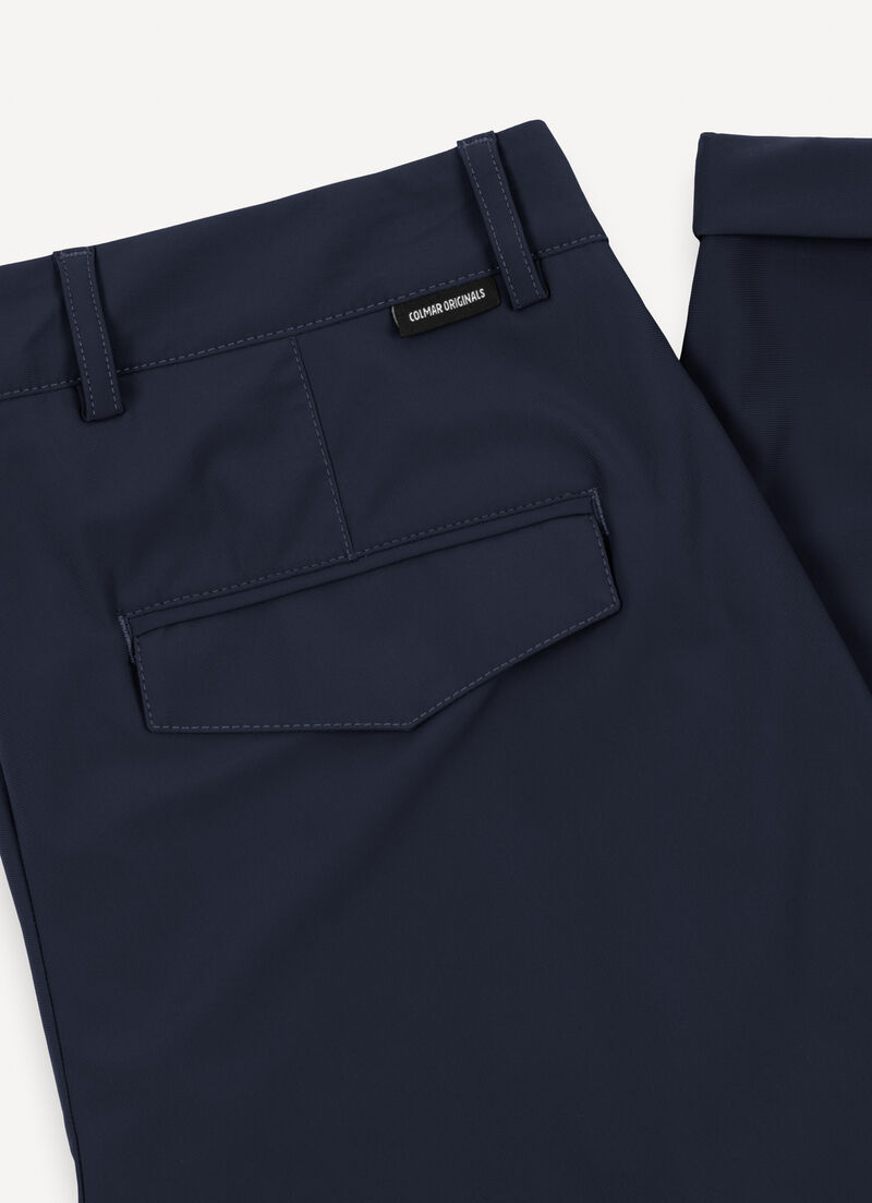 Easy care lightweight trousers with turn-ups