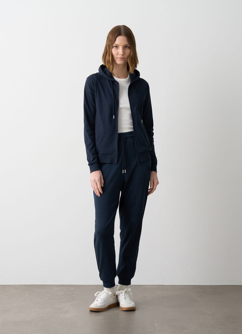 Super-light sweatshirt with zip