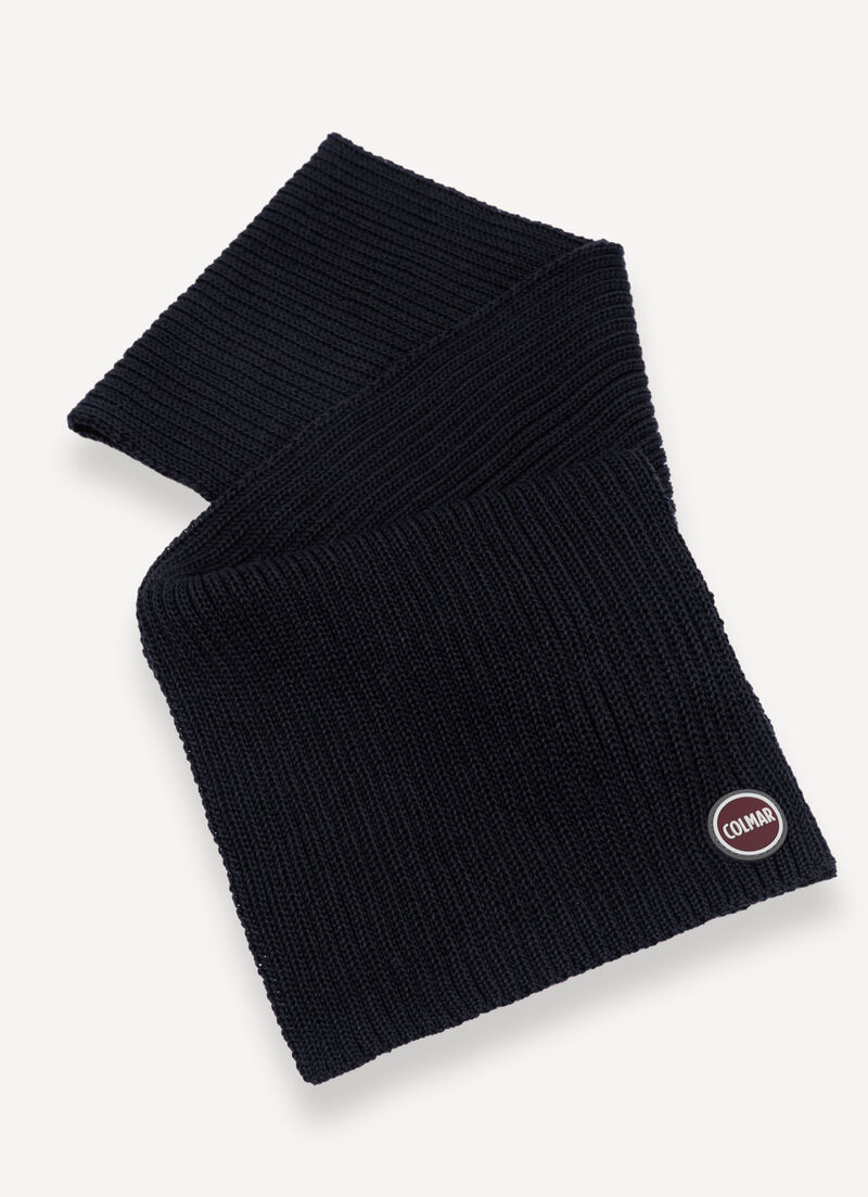 Unisex rib-knit scarf