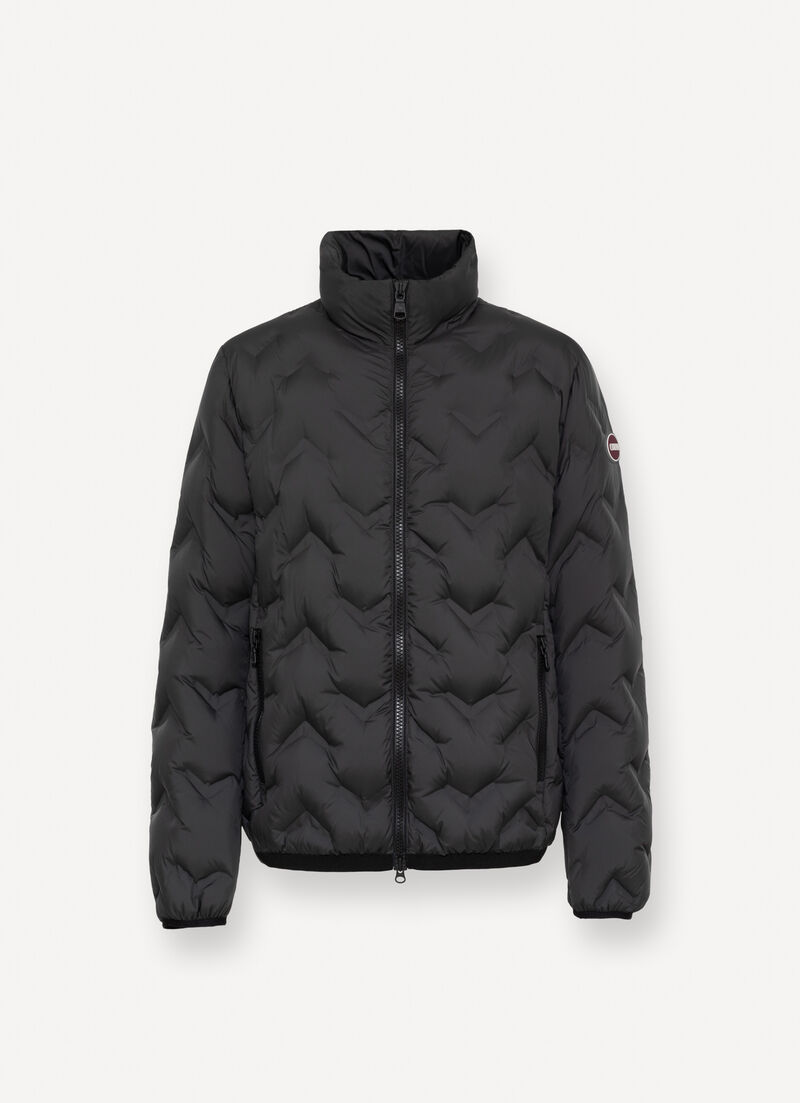 Short down jacket with seamless design