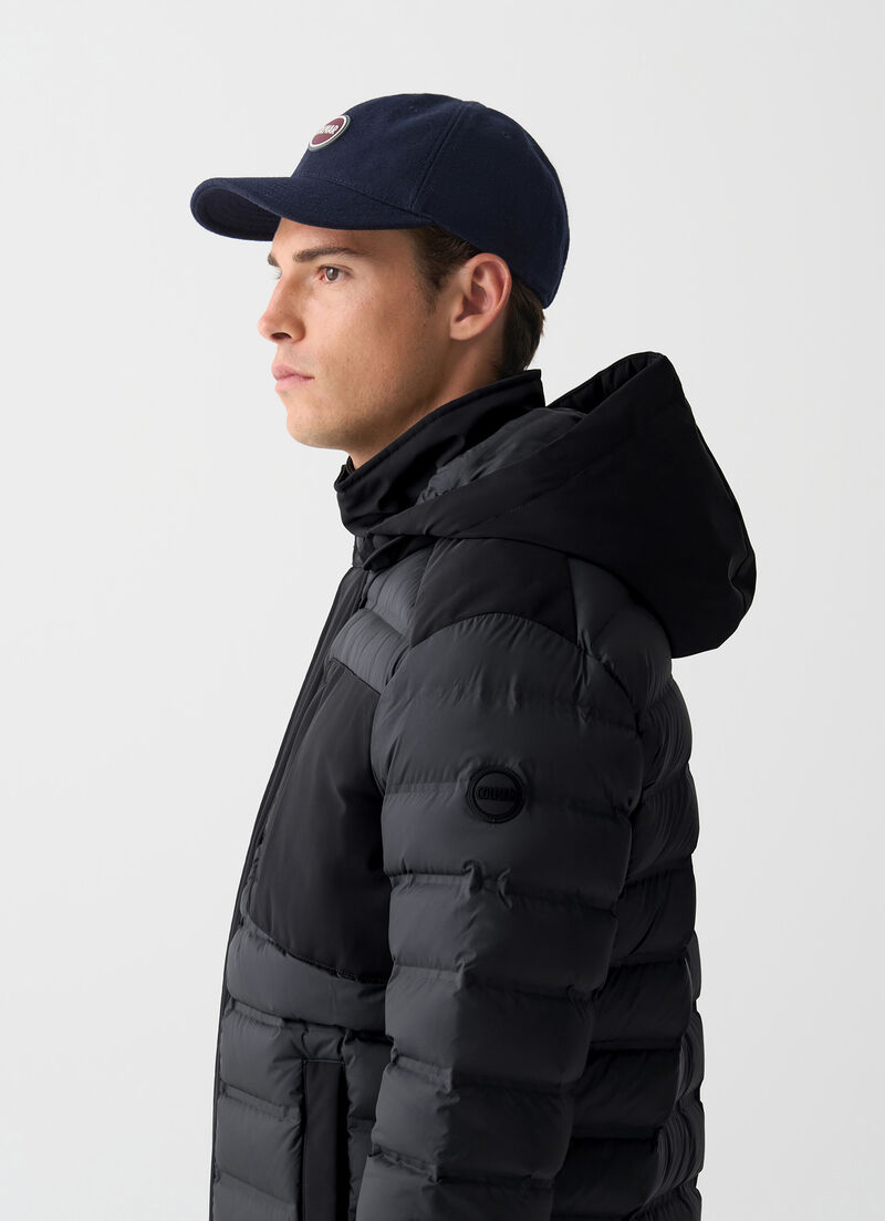 Seamless down jacket with removable hood