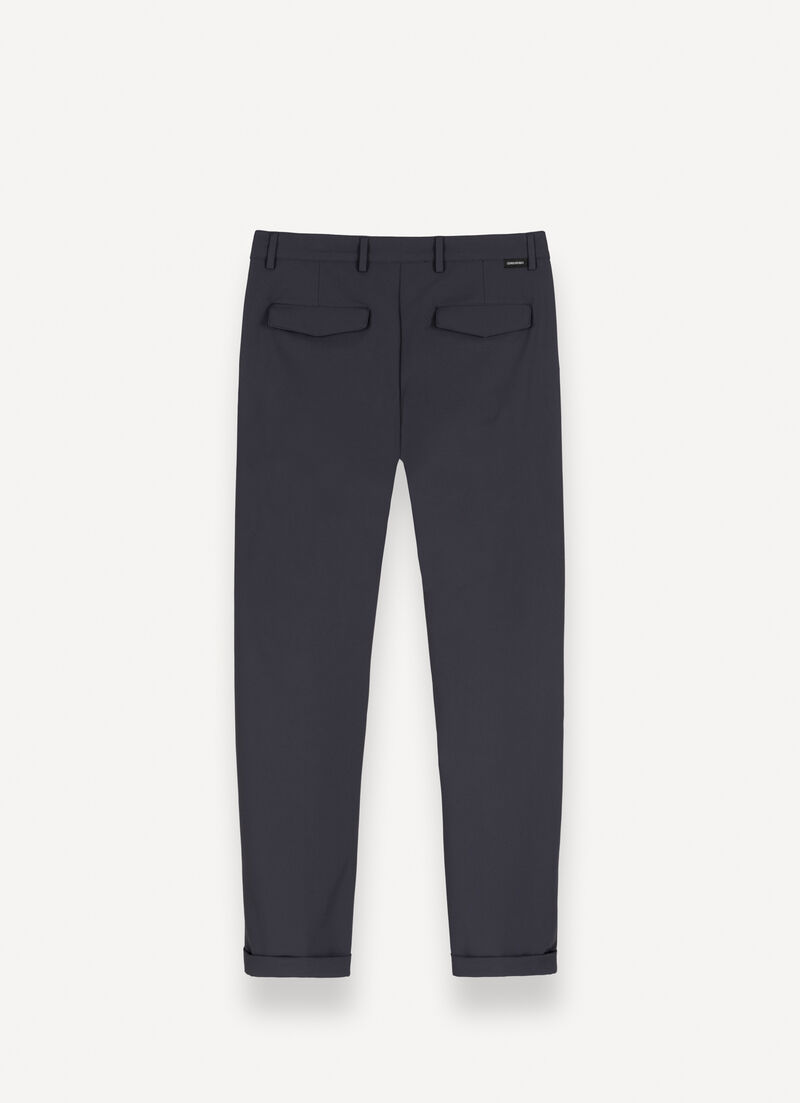 Easy-care trousers with turn-ups